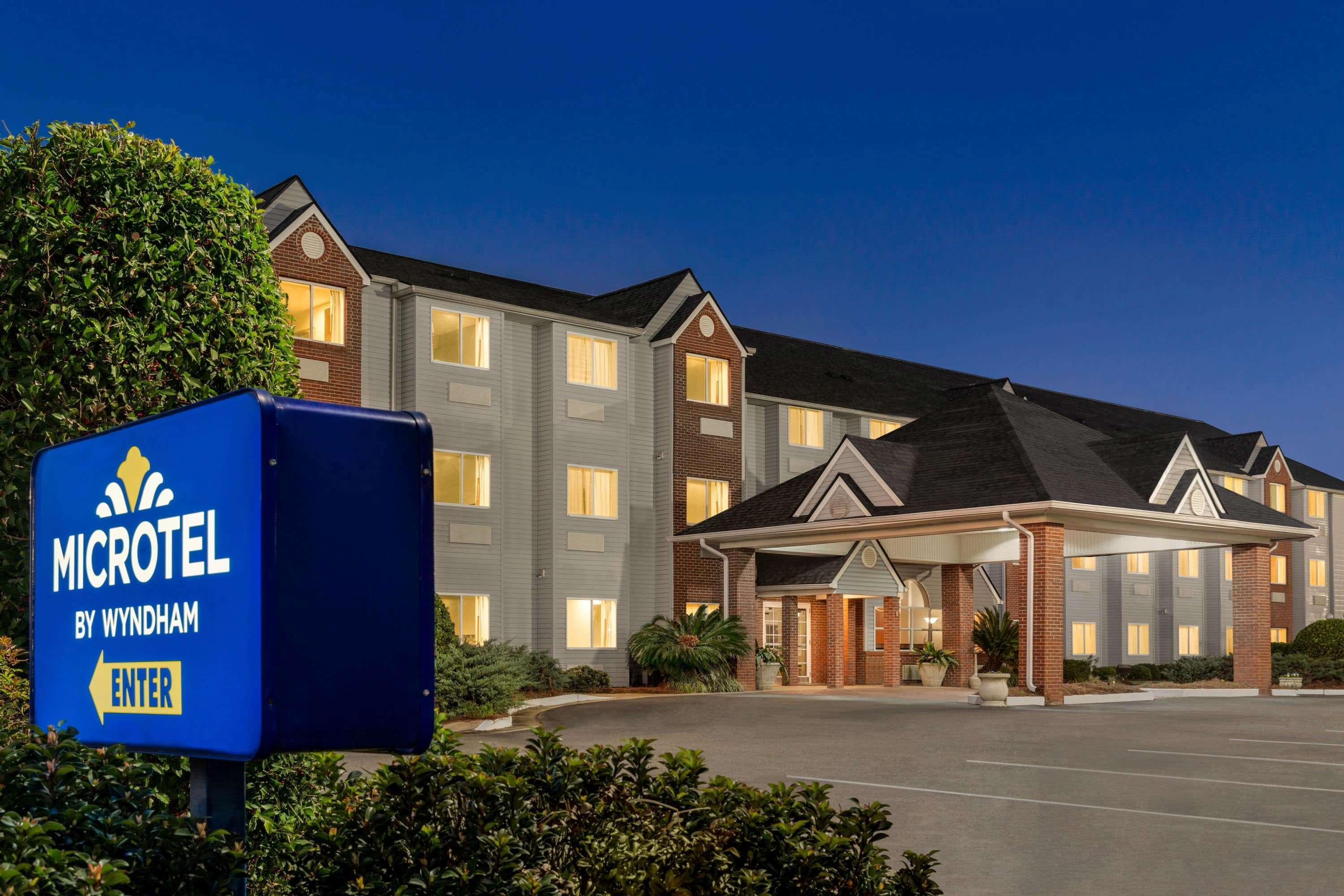 Microtel Inn & Suites By Wyndham Тифтон Екстер'єр фото